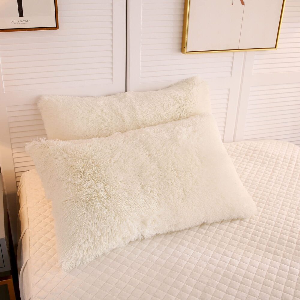 3423 2 Pack Cream Faux Fur Pillow Shams,Shaggy Plush Home Decorative Luxury
